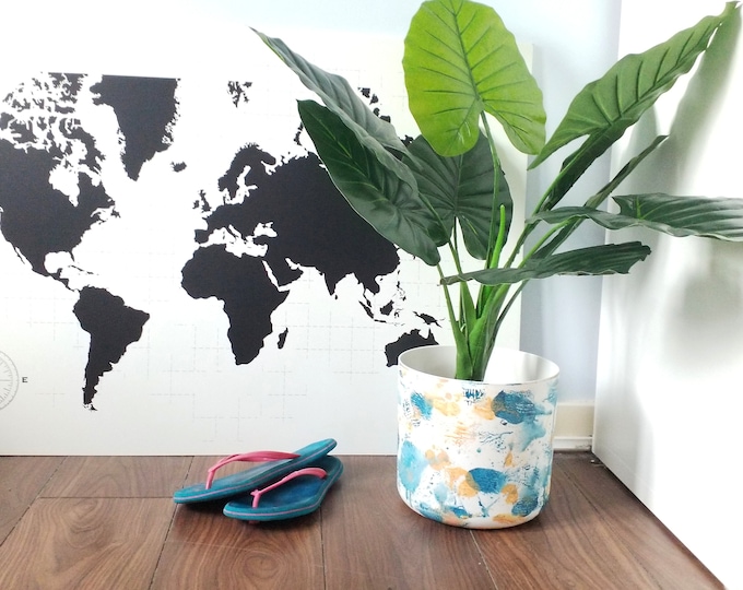 Large Planters Tie dye. Made to order Eco friendly plant pots