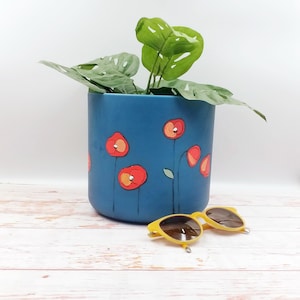 Flower pots made of recycled plastic from maritime waste, 14, 16, 18 & 22 cm planters, original hand painted design image 6