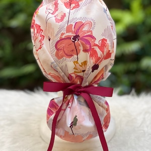 scrub caps,scrub caps for women,  scrub caps for women ponytail,  womens scrub caps,  surgical scrub caps, satin lined scrub cap