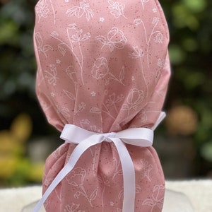 Floral Ponytail scrub cap, satin lined scrub cap, surgical cap for women, scrub cap with buttons