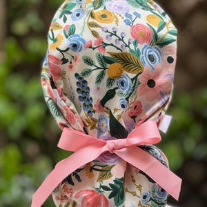 Rifle Paper Co Scrub cap, Ponytail scrub cap with satin lining, scrub cap with buttons, nurse cap, surgical hat, garden party ivory big