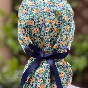 Rosa in green Scrub cap, Ponytail scrub cap with satin lining, scrub cap with buttons, nurse cap, surgical hat,