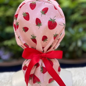 Strawberry scrub cap with ponytail, ponytail scrub cap with satin lining, surgical cap with buttons, summer scrub cap, scrub cap for women