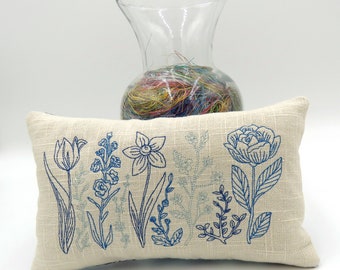 Folk Art Mini Pillow, Floral Mini Pillow, Accent Pillow, Shelf Pillow, Vintage Style, 5.5 x 9.5,  Summer Decor