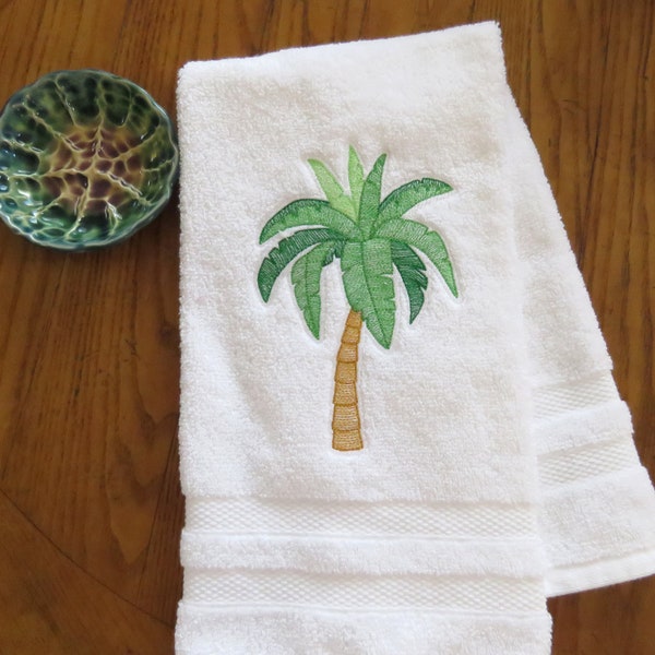 Palm Tree Hand Towel, Tropical Towel, Beach, Coastal, Bath Hand Towel, Island Style, Bathroom Decor, Accent Towel, Powder Room, Guest Towel