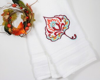 Fall Towel, Embroidered Cottonwood Leaf Towel, Thanksgiving Decor, Autumn Decor, Cotton Hand Towel, Autumn Kitchen, Autumn Leaves