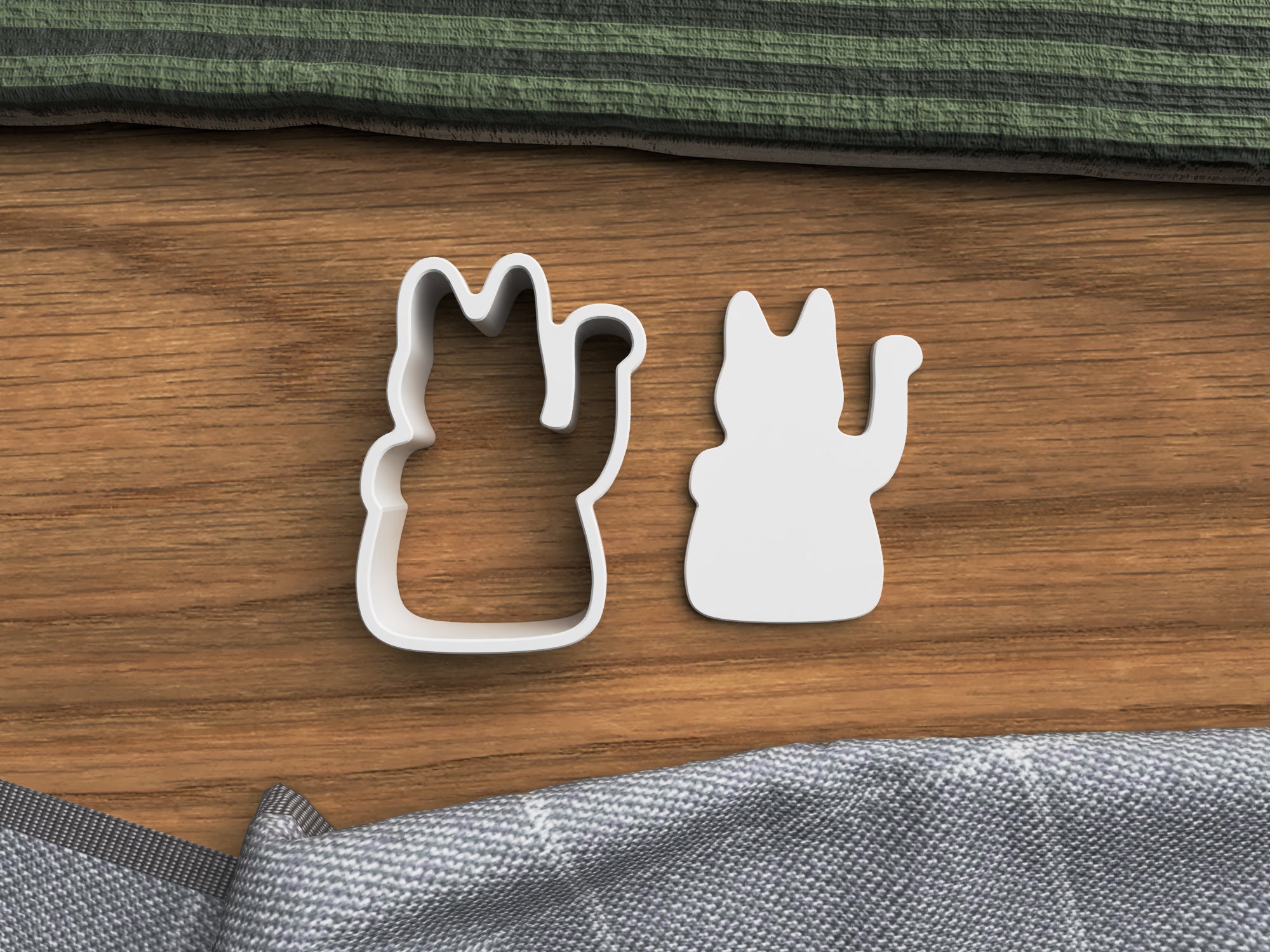 Lucky Cat cookie cutter Maneki-neko beckoning cats paw 招き猫