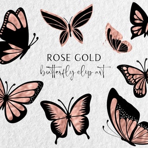 Puede incluir: Un conjunto de siete im&aacute;genes de clip art de mariposas de oro rosa. Las mariposas son negras con detalles en oro rosa. Las mariposas est&aacute;n en varias poses, algunas mirando hacia adelante y otras de lado.
