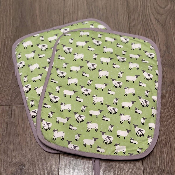 RAYBURN 600 Lid Cover Mat Pad Hob Cover With Straps Green Sheep Lamb