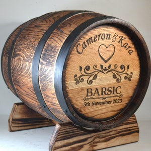 Gepersonaliseerde Whiskey Barrel, Wine Barrel Event Card Holder, Bourbon vat, Receptie Rum Barrel Huwelijkscadeau, Rustiek Decor, Rum vat