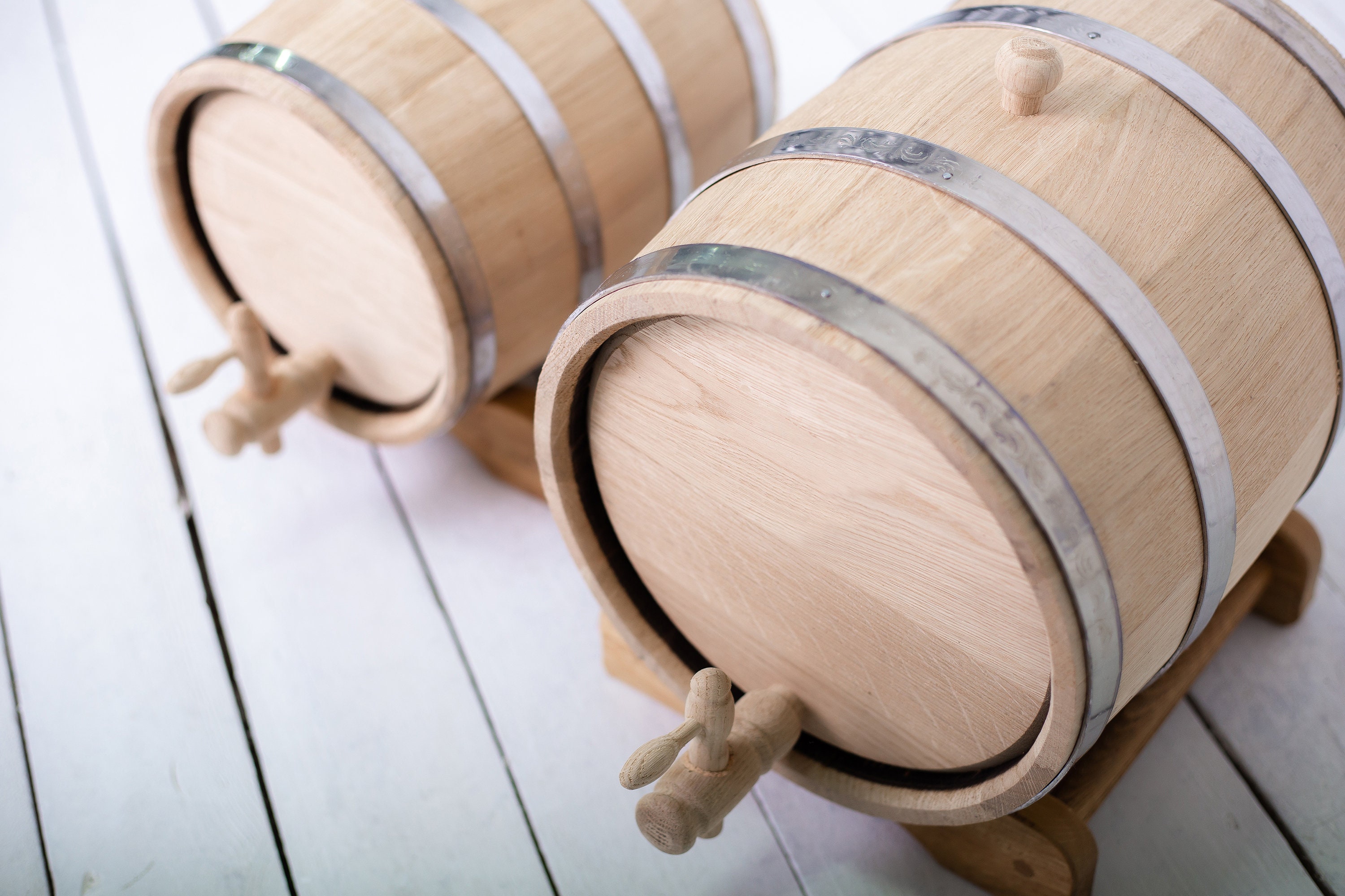 木製樽手作り 海賊ラム樽 - パーソナライズされたオーク樽、カスタム彫刻入り