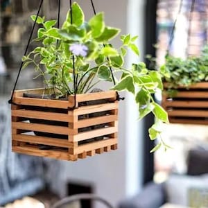 Custom Wooden Planter Box  – Rustic Handmade Cachepot, Square Wooden Flower Pot Cover, Indoor & Outdoor Planter, Eco-Friendly Wooden Decor