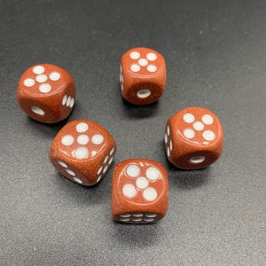 5Pcs A Set Gold Sandstone Dice, Gemstone Dice for Party Games, Magic Dice, Game Dice, Hand Carved Dice Pendant, Witch Supplies