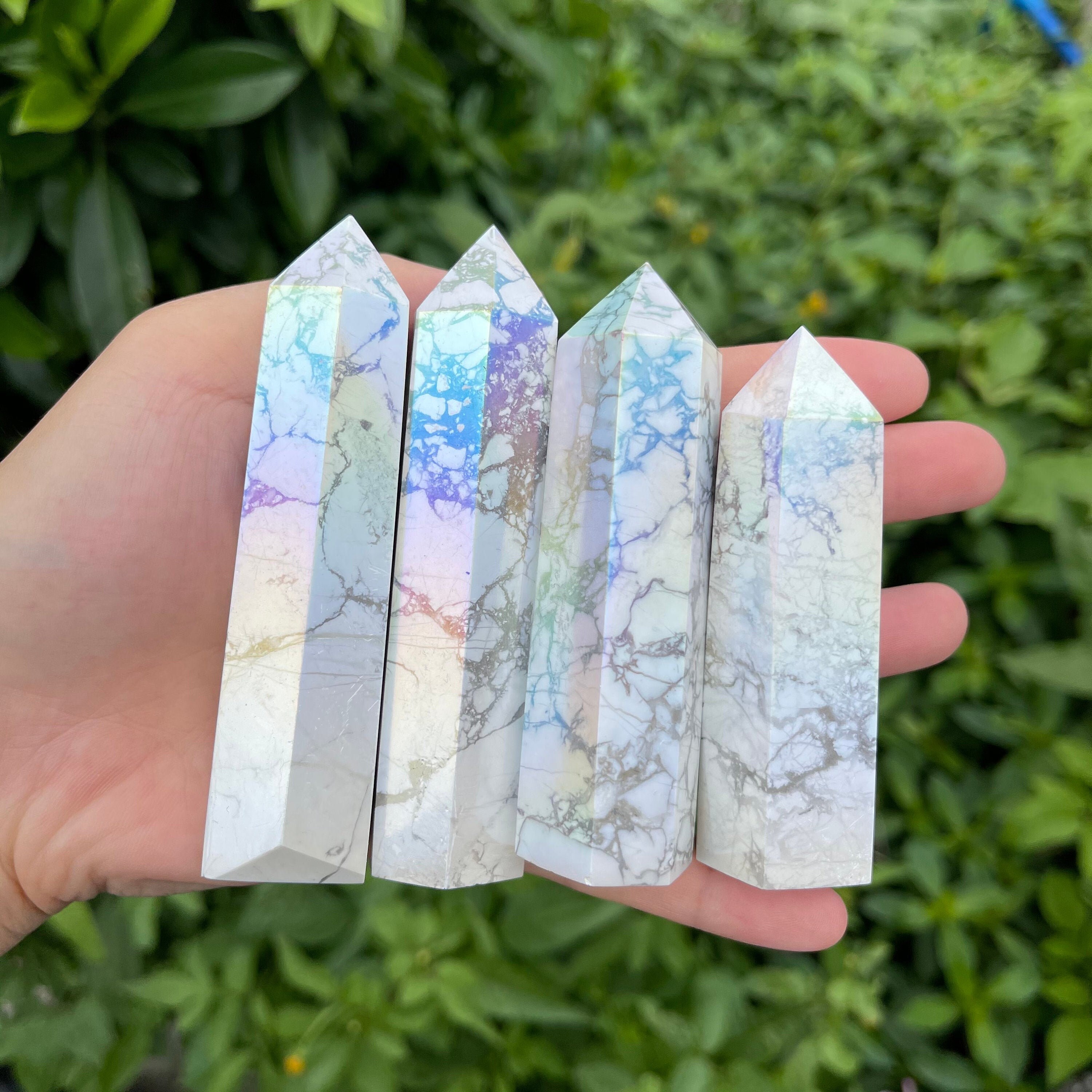 Aura howlite clearance