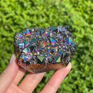 Titanium Aura Quartz Cluster, Aura Crystal Cluster, Rainbow Quartz Cluster, Mineral Crystal, Home Decor, 200g-300g