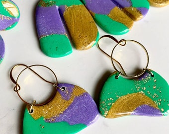 Mardi Gras earrings Emerald Purple Yellow Ostrich feathers earrings Festival outfit for women Green fringe fluffy long earrings Burning man