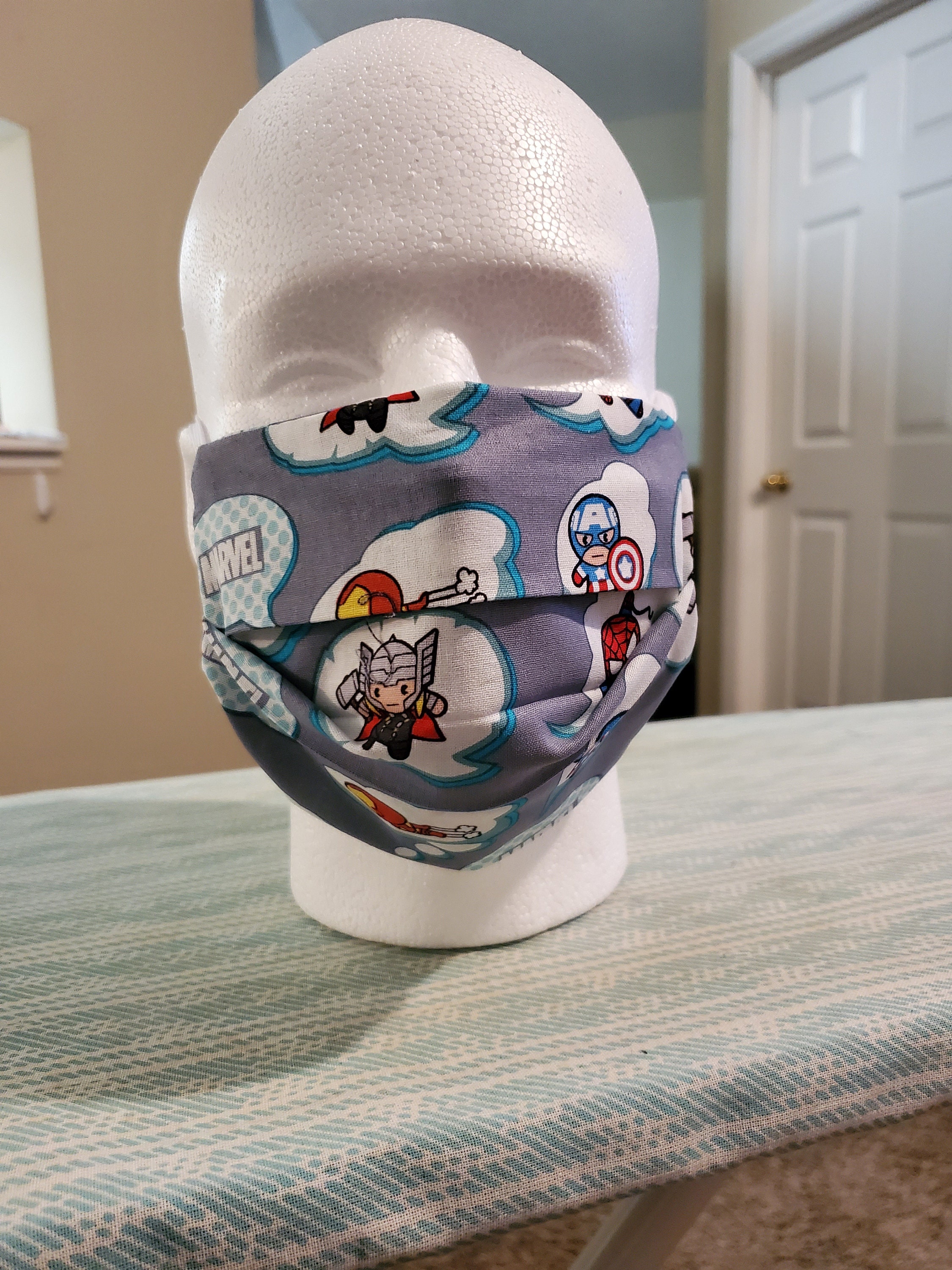 Masque de visage de Marvel Heroes de dessin animé | Etsy