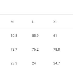 May include: Size chart showing measurements in centimeters for a garment in sizes XS through 4XL. Measurements include width, length, and sleeve length.