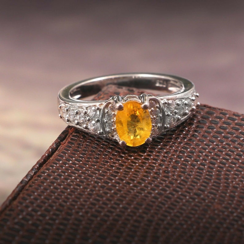 Yellow Sapphire Ring-925 Sterling Silver Ring-Gemstone Ring-September Birthstone Ring-Valentine Gift For Her-Wedding Ring-Engagement Ring