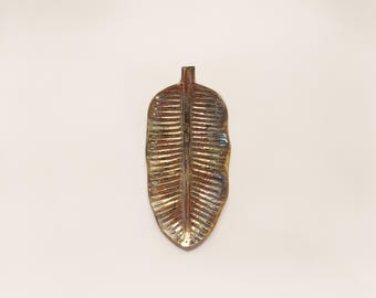 Plato de anillo de latón con forma de hoja de plátano, plato de baratijas de latón antiguo