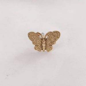 Butterfly Brass Polished Knob - Antique brass Schmetterling cabinet knob, set of 2.