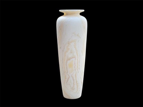 手彫りのエジプト産アラバスター花瓶 – ユニークな石（高さ70cm