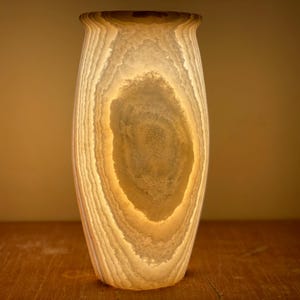 Alabaster table lamp - Egyptian Alabaster - translucent stone