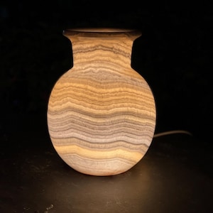 Alabaster table lamp -  Unique Gift - Handmade - Egyptian Alabasater