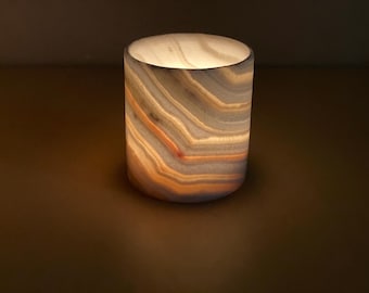 Porta-velas de alabastro para velas pequenas – Cores listradas exclusivas, 10 x 10 cm