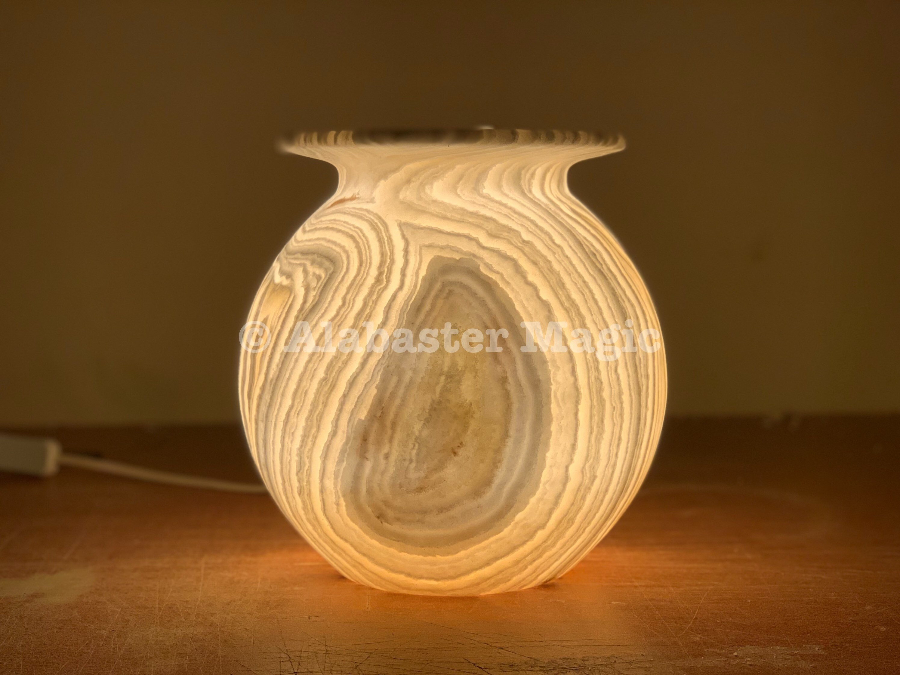 Lampe De Table En Albâtre/Forme