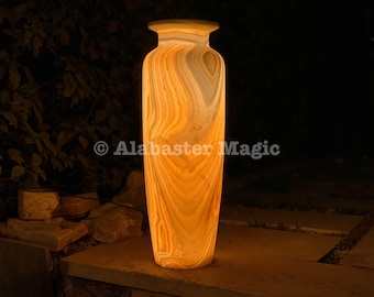 Lampe en albâtre - forme de vase! / Cadeau de Noël unique