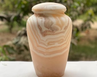 アラバスター製ストライプ花瓶