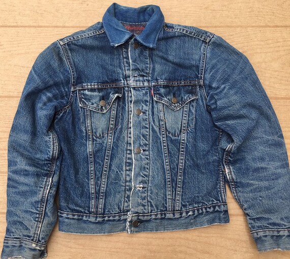 levis jacket measurements