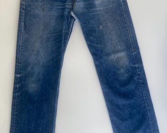 1990’s Levi's 501 button fly US made vintage jeans size 35-38