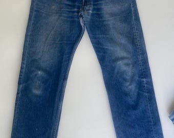 1990’s Levi's 501 button fly US made vintage jeans size 35-38