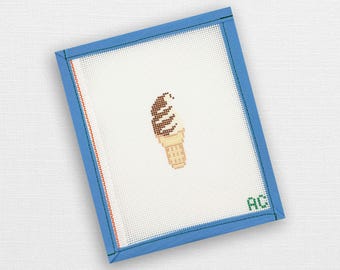 Lienzo para bordar con diseño de mini cono de helado en espiral / Pintado a mano, 18 mallas