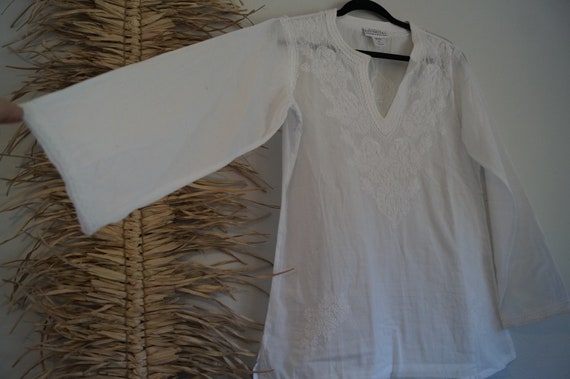 Embroidered Indian Summer Tunic Size Small - image 1