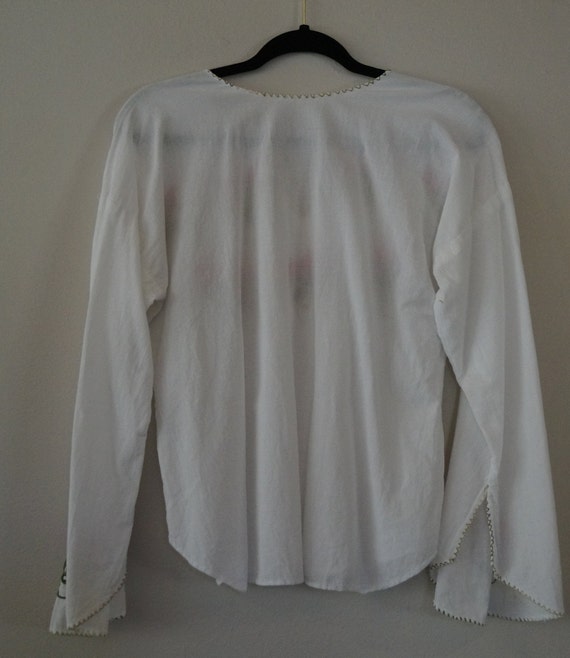 Heavily Embroidered Mexican Peasant Blouse Size M… - image 7