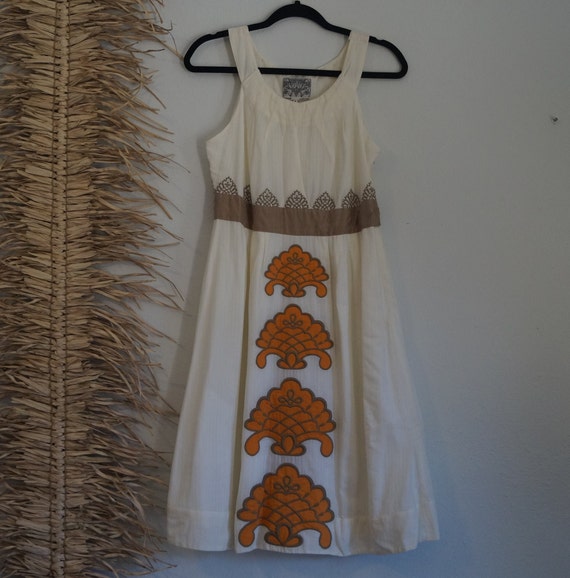 Sleeveless Floreat Dress Size 10, Off-white Florea