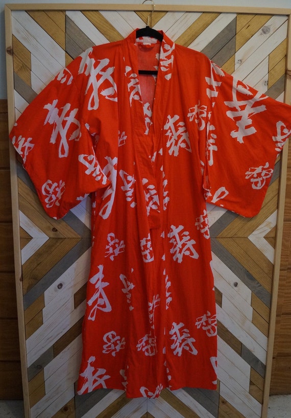 Bright Red Japanese Kimono Robe, Japanese Charact… - image 2