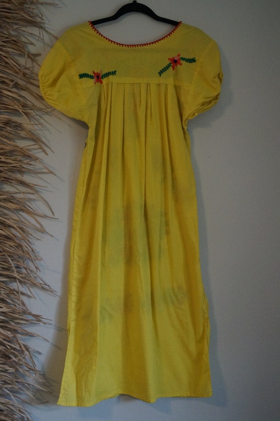 Vintage Embroidered Yellow Mexican Dress Size Sma… - image 4