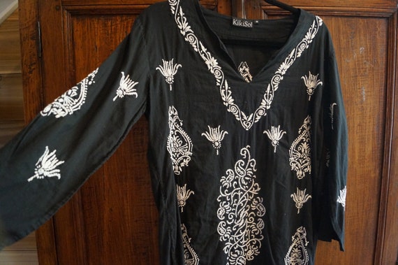 Black and White Indian Embroidered Tunic Size Med… - image 2