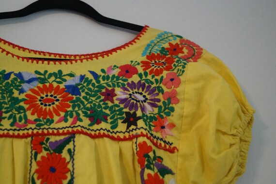 Vintage Embroidered Yellow Mexican Dress Size Sma… - image 3