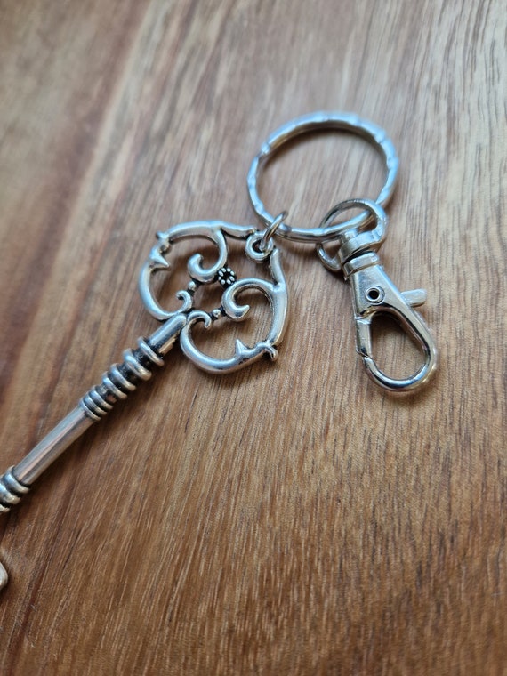 LostAndWild Antique Effect Large Key with Clip Keyring