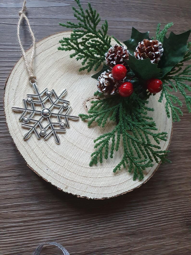 Christmas Hanging Silver Snowflake Tree Decoration