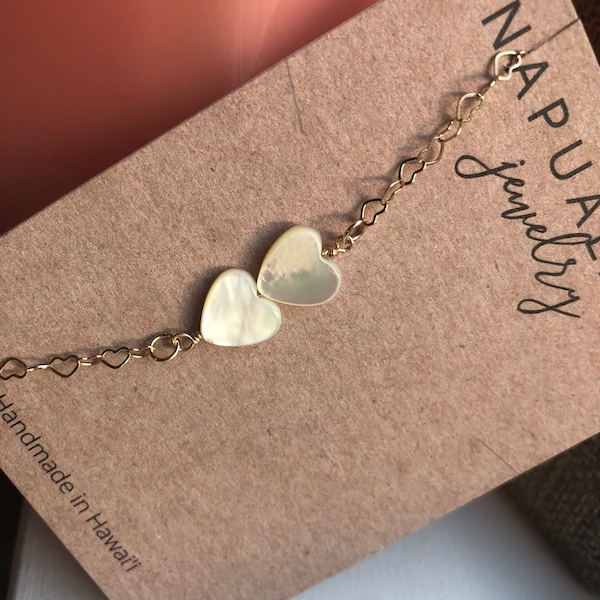 Mother of Pearl Pu’uwai Heart Anklet