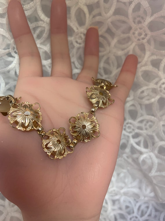 Vintage beautiful light honey color stones and go… - image 5