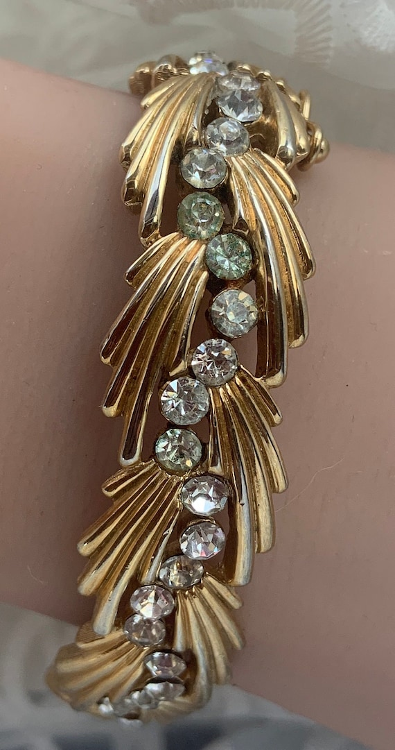 Vintage goldtone and rhinestones bracelet