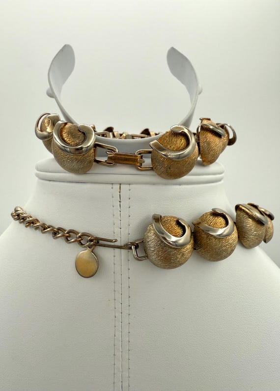 Vintage necklace & bracelet set - image 2