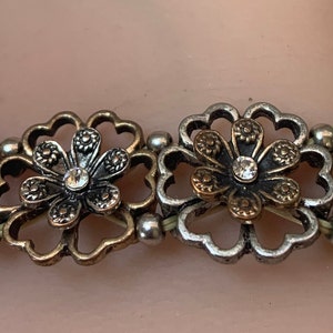 Vintage copper and silver tone flower s rhinestones stretch bracelet.